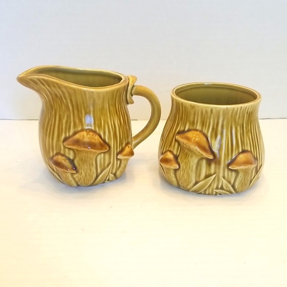 Vintage Retro 70's Ceramic Mushroom Cream and Sugar Set - Picture 2 of 7